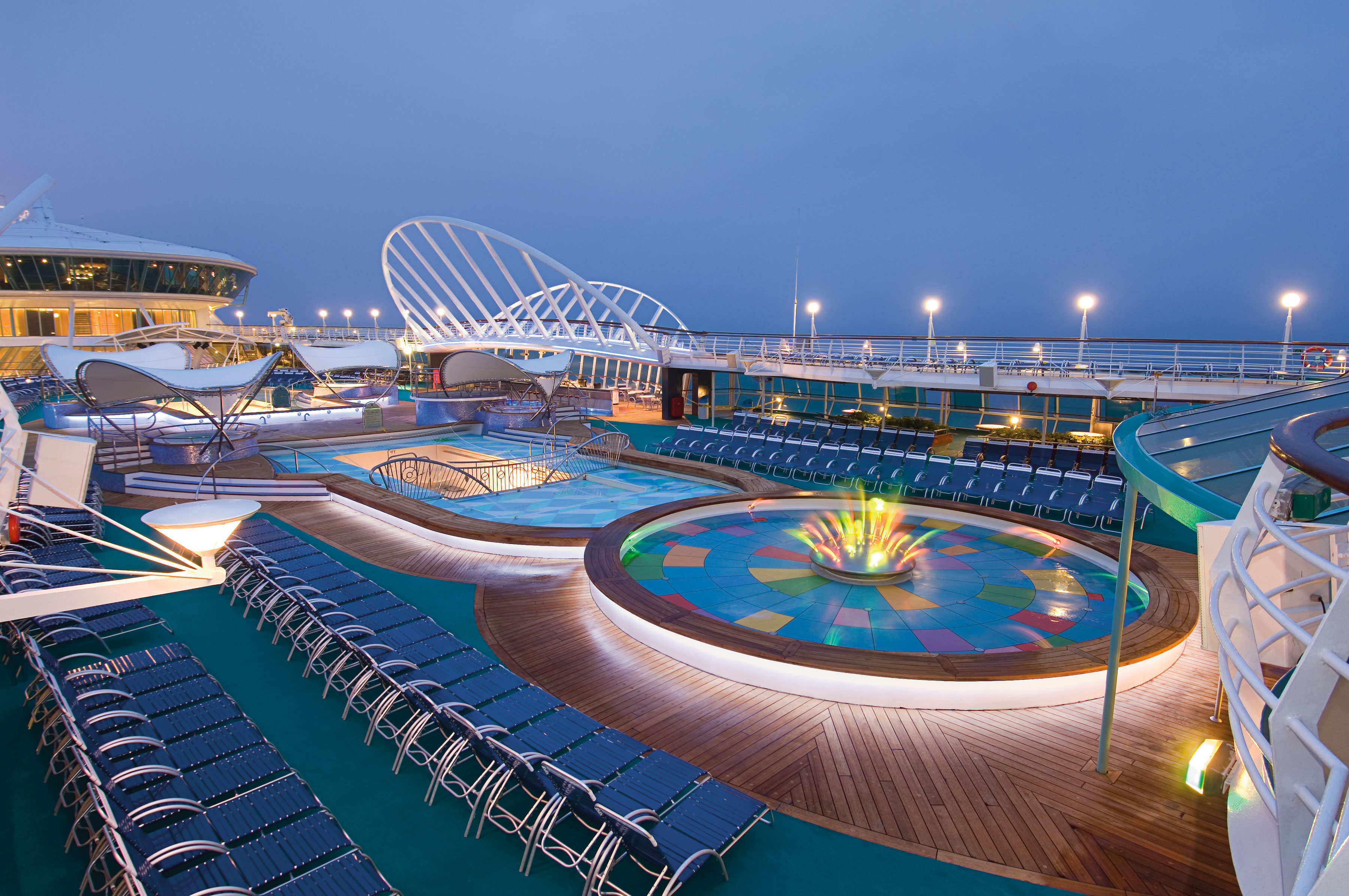 Western Caribbean Cruise met Enchantment of the Seas - 10 05 2025